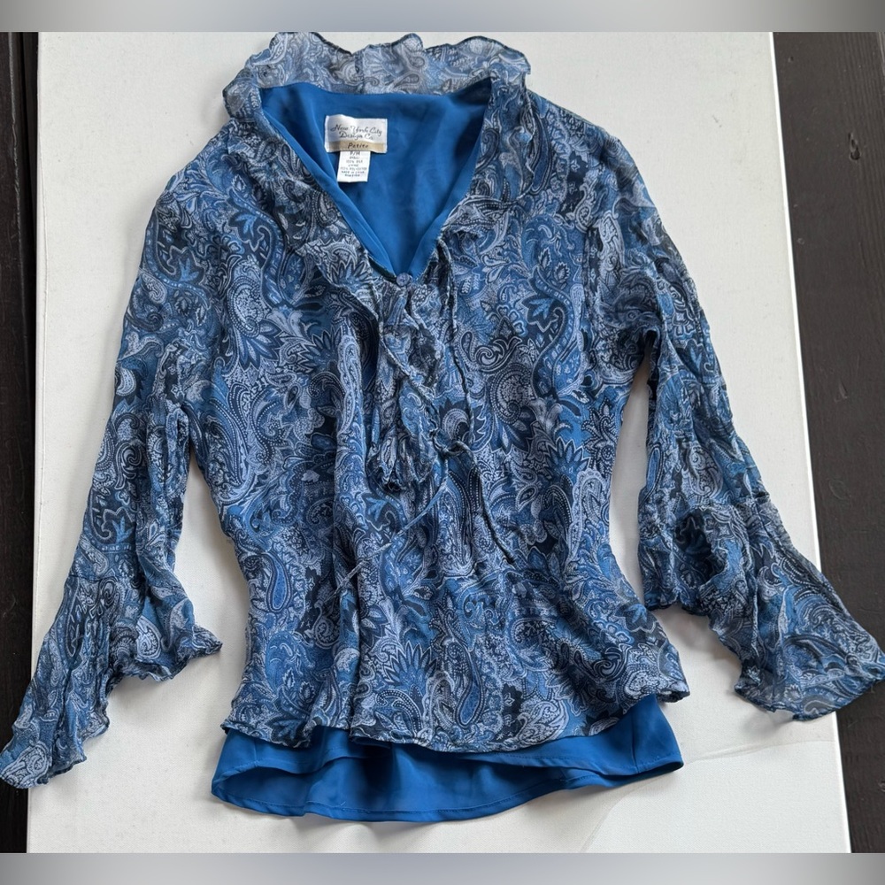 New York City & Co Blue‎ Paisley Floral Asymmetrical Ruffle Sleeve Blouse Size M